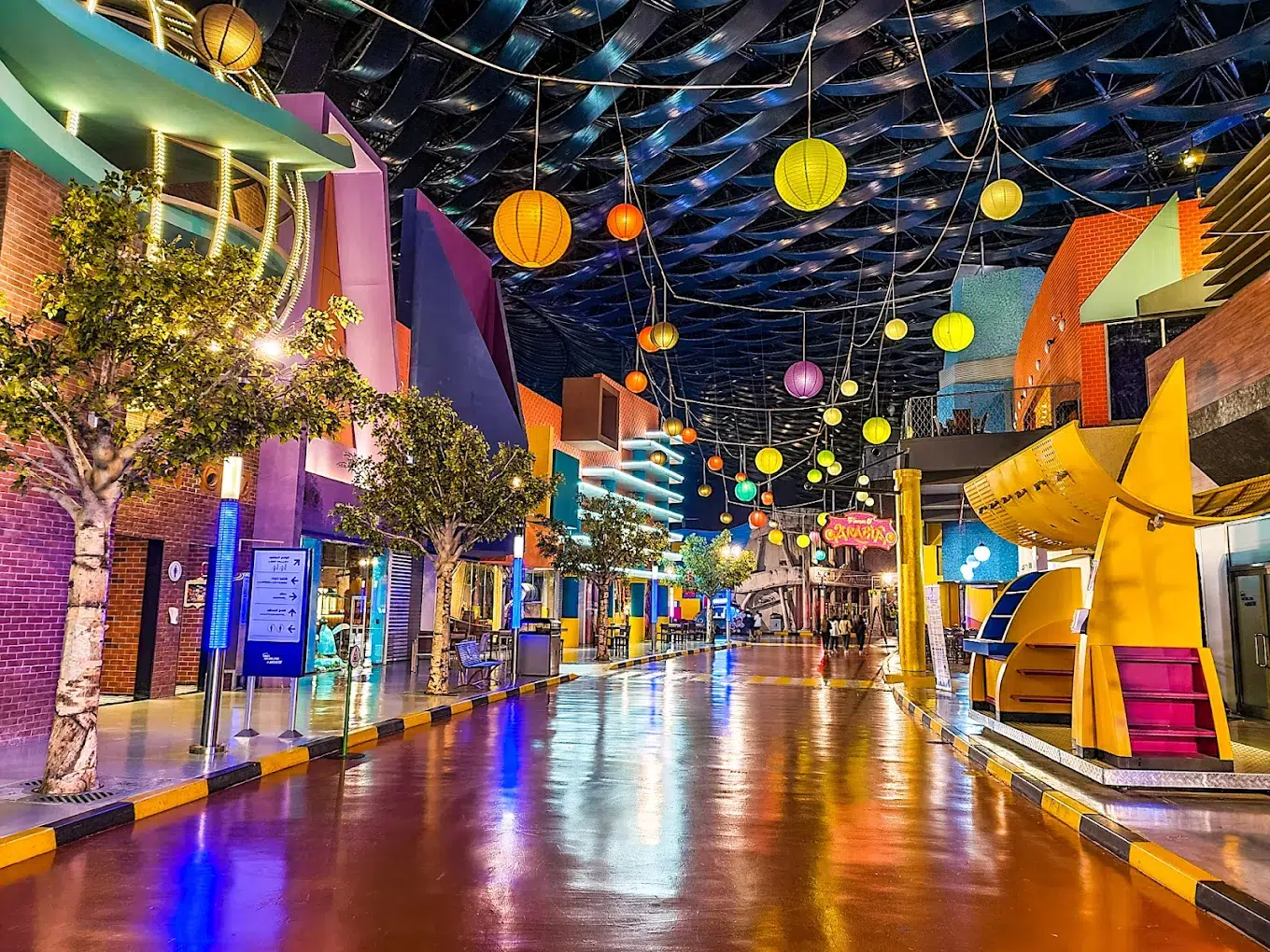 IMG Worlds tickets Dubai indoor boulevard neon lights attractions